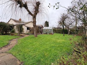 Photo 15- click for photo gallery